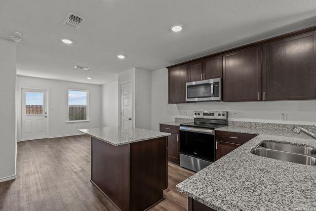 2951 Water Lotus, New Braunfels, TX 78130