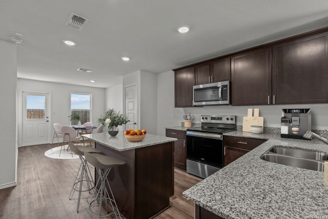 2951 Water Lotus, New Braunfels, TX 78130