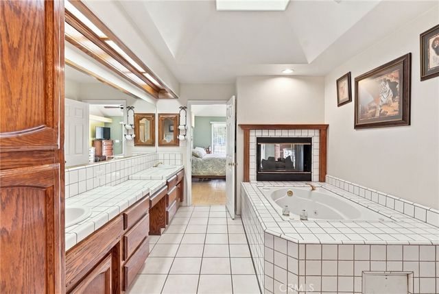 11119 Quadrille Court, Bakersfield, CA 93312