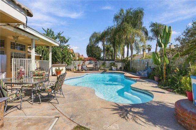 11119 Quadrille Court, Bakersfield, CA 93312