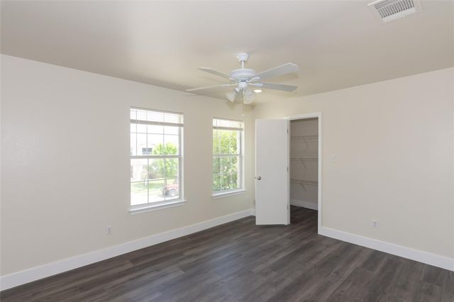 223 Herrera TRL, Hutto, TX 78634
