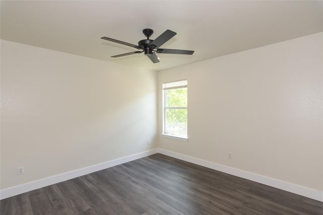 223 Herrera TRL, Hutto, TX 78634