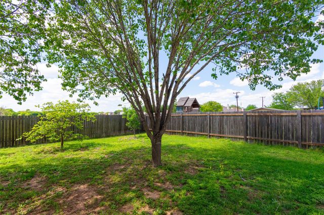 223 Herrera TRL, Hutto, TX 78634