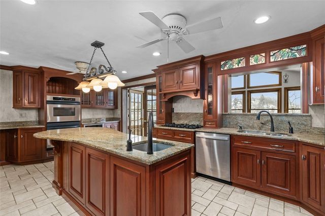 462 Adele Drive, North Huntingdon, PA 15642