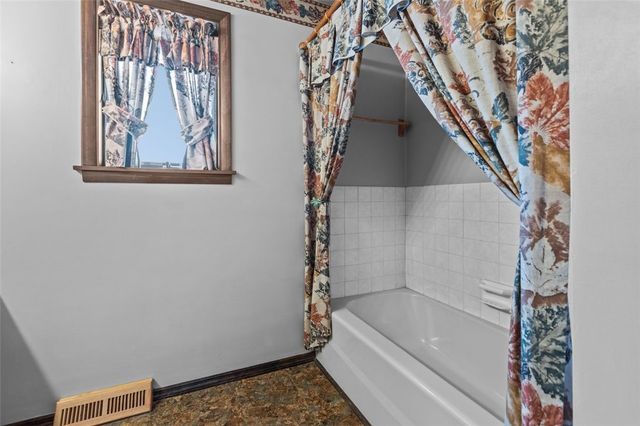 462 Adele Drive, North Huntingdon, PA 15642