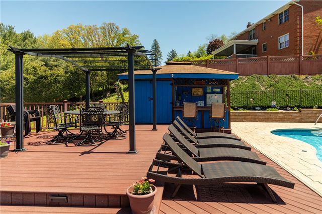 462 Adele Drive, North Huntingdon, PA 15642