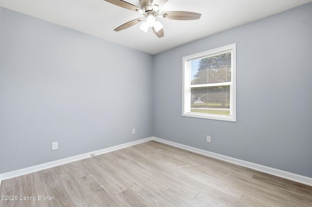 153 S Hickory Ln, Shepherdsville, KY 40165
