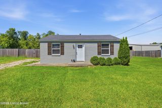 153 S Hickory Ln, Shepherdsville, KY 40165