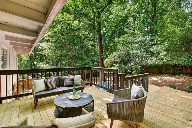2468 Skyland Trail NE, Brookhaven, GA 30319