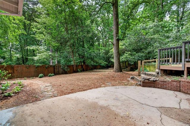 2468 Skyland Trail NE, Brookhaven, GA 30319
