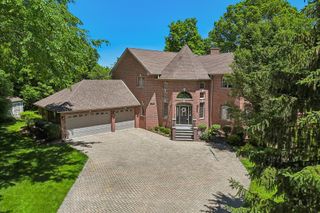 1551 Thorneberry Court, Libertyville, IL 60048