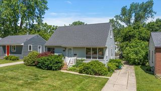 2223 Audobon Drive Se, East Grand Rapids, MI 49506