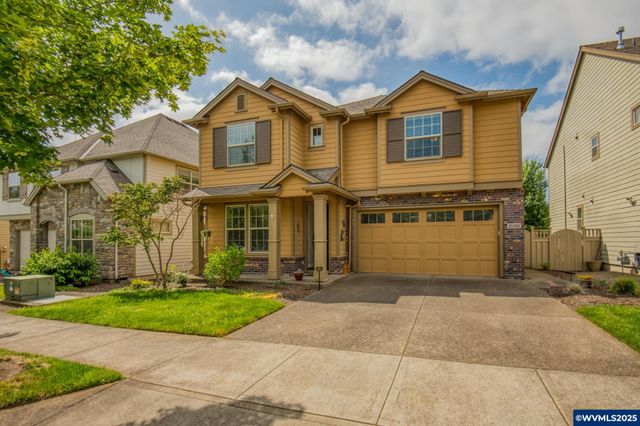 10380 SW Madrid Lp, Wilsonville, OR 97070