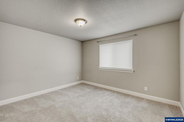 10380 SW Madrid Lp, Wilsonville, OR 97070