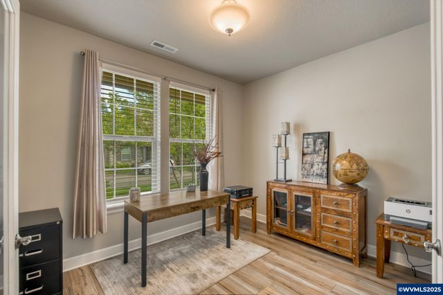 10380 SW Madrid Lp, Wilsonville, OR 97070