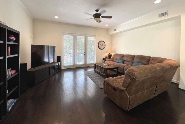 904 Patterson Street, Houston, TX 77007