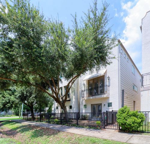 904 Patterson Street, Houston, TX 77007