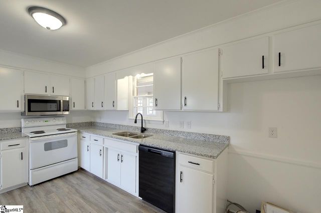 129 Venus Street, Inman, SC 29349