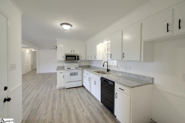 129 Venus Street, Inman, SC 29349