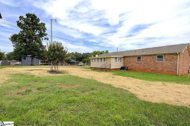129 Venus Street, Inman, SC 29349
