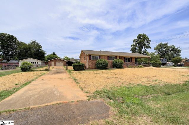 129 Venus Street, Inman, SC 29349