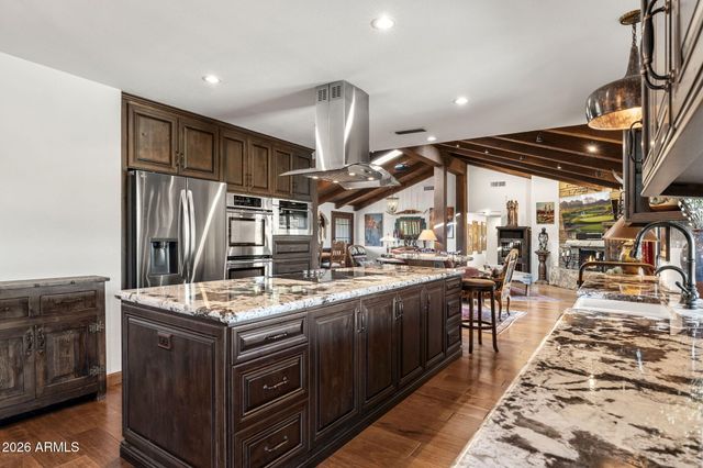9045 E LAZYWOOD Place, Carefree, AZ 85377