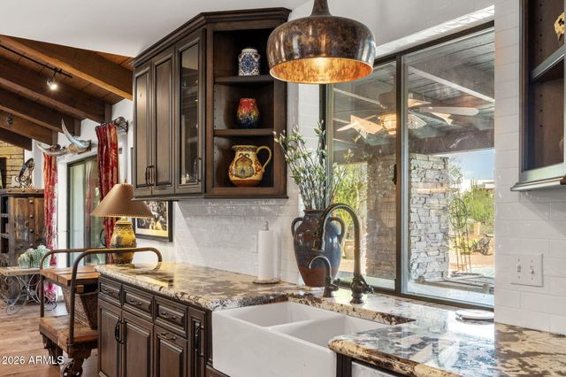 9045 E LAZYWOOD Place, Carefree, AZ 85377