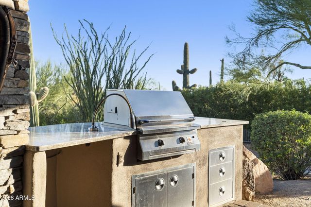 9045 E LAZYWOOD Place, Carefree, AZ 85377