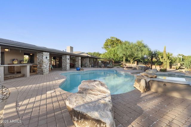 9045 E LAZYWOOD Place, Carefree, AZ 85377