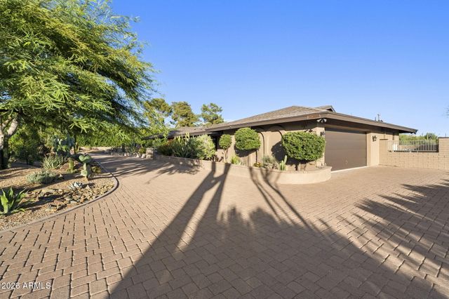 9045 E LAZYWOOD Place, Carefree, AZ 85377