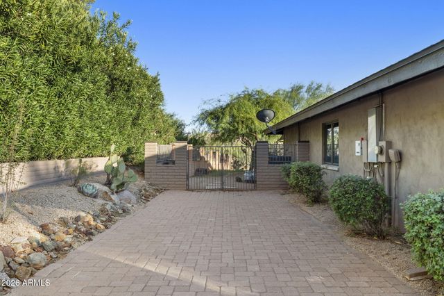 9045 E LAZYWOOD Place, Carefree, AZ 85377