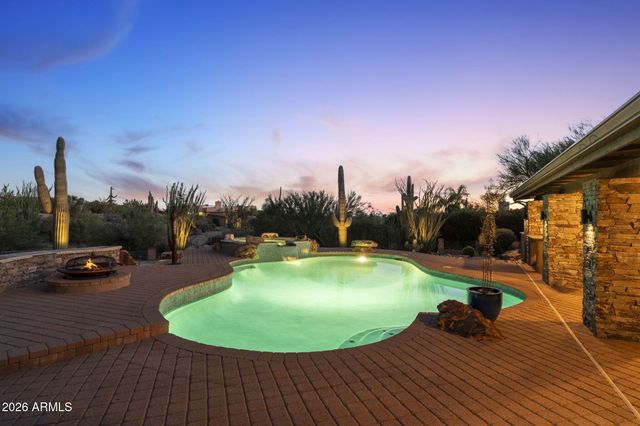 9045 E LAZYWOOD Place, Carefree, AZ 85377