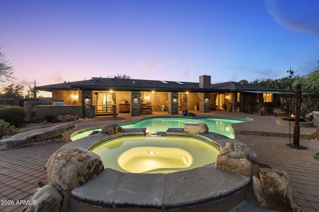 9045 E LAZYWOOD Place, Carefree, AZ 85377