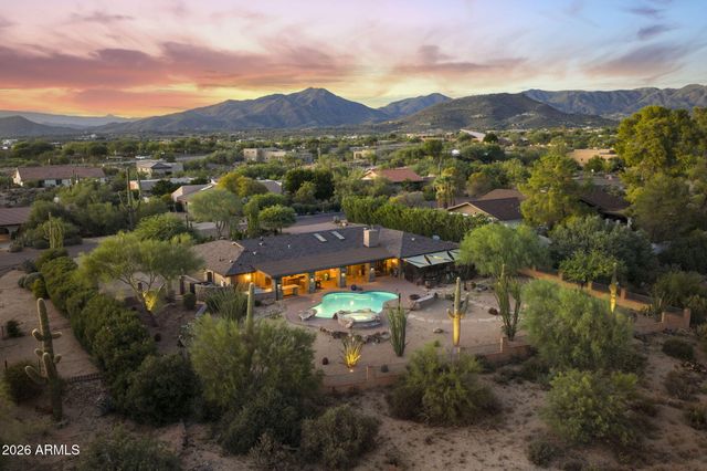 9045 E LAZYWOOD Place, Carefree, AZ 85377