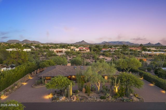 9045 E LAZYWOOD Place, Carefree, AZ 85377