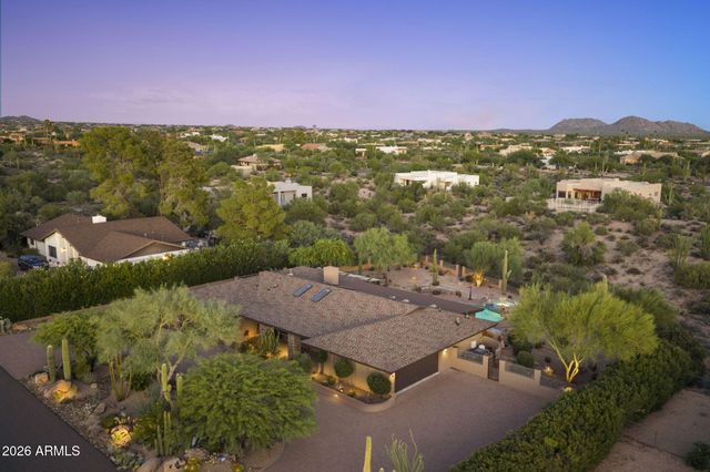 9045 E LAZYWOOD Place, Carefree, AZ 85377