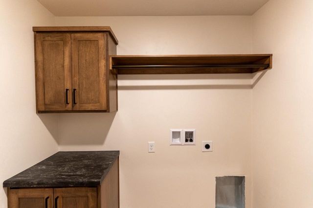 W5836 EDGEWOOD DRIVE, Menasha, WI 54952