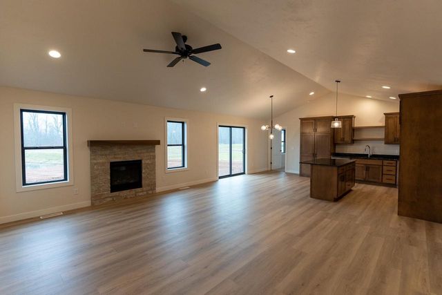 W5836 EDGEWOOD DRIVE, Menasha, WI 54952