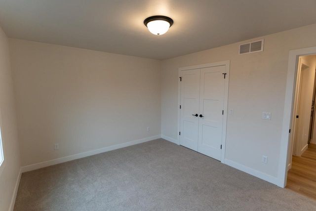 W5836 EDGEWOOD DRIVE, Menasha, WI 54952