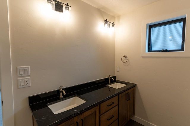 W5836 EDGEWOOD DRIVE, Menasha, WI 54952