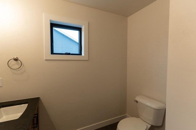 W5836 EDGEWOOD DRIVE, Menasha, WI 54952