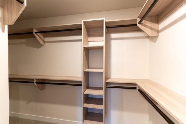 W5836 EDGEWOOD DRIVE, Menasha, WI 54952