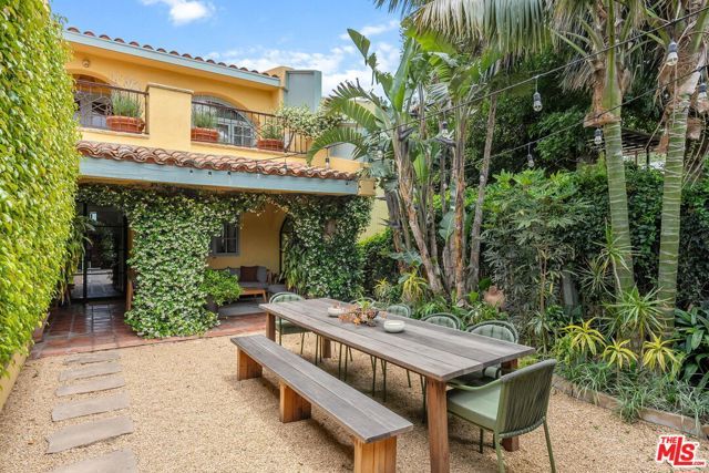 4370 Hillview Dr, Malibu, CA 90265