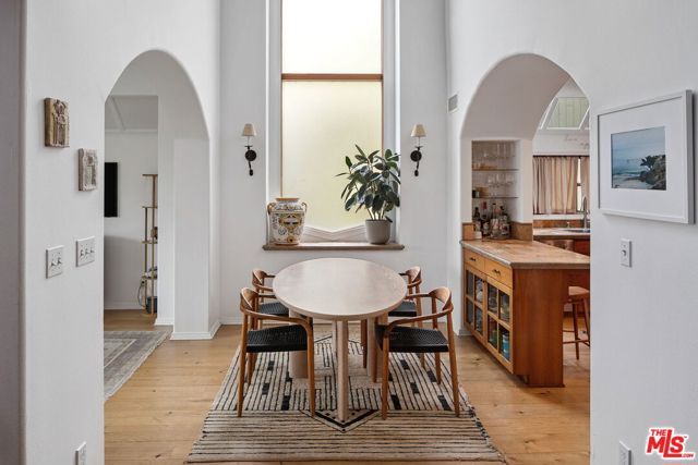 4370 Hillview Dr, Malibu, CA 90265
