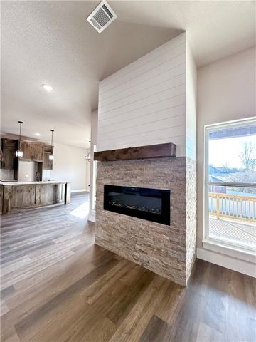 740 Powderhorn Circle, Van Buren, AR 72956