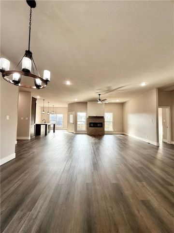 740 Powderhorn Circle, Van Buren, AR 72956