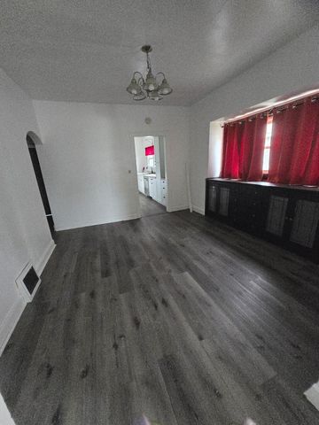 528 Church Street, Toledo, OH 43605