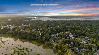 2 Creeks End Ln, Beaufort, SC 29902
