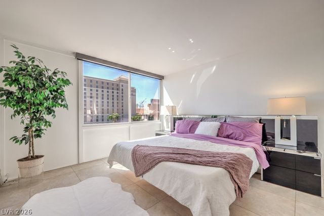 205 East Harmon Avenue 807, Las Vegas, NV 89169