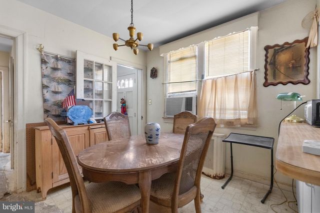 517 E BROWN ST, Hamilton, NJ 08610